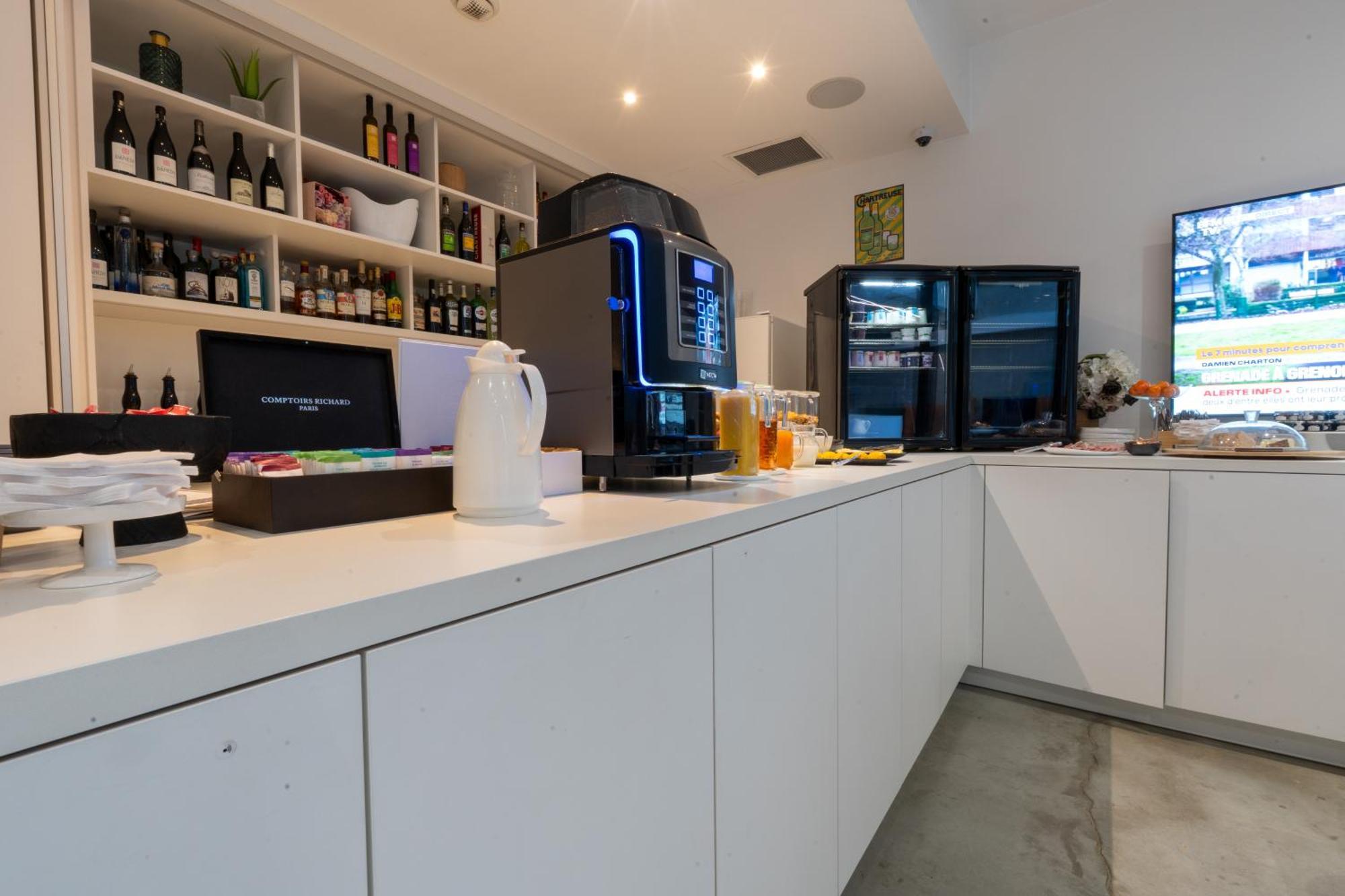 Le B Complexe Hotel Lozanne 외부 사진